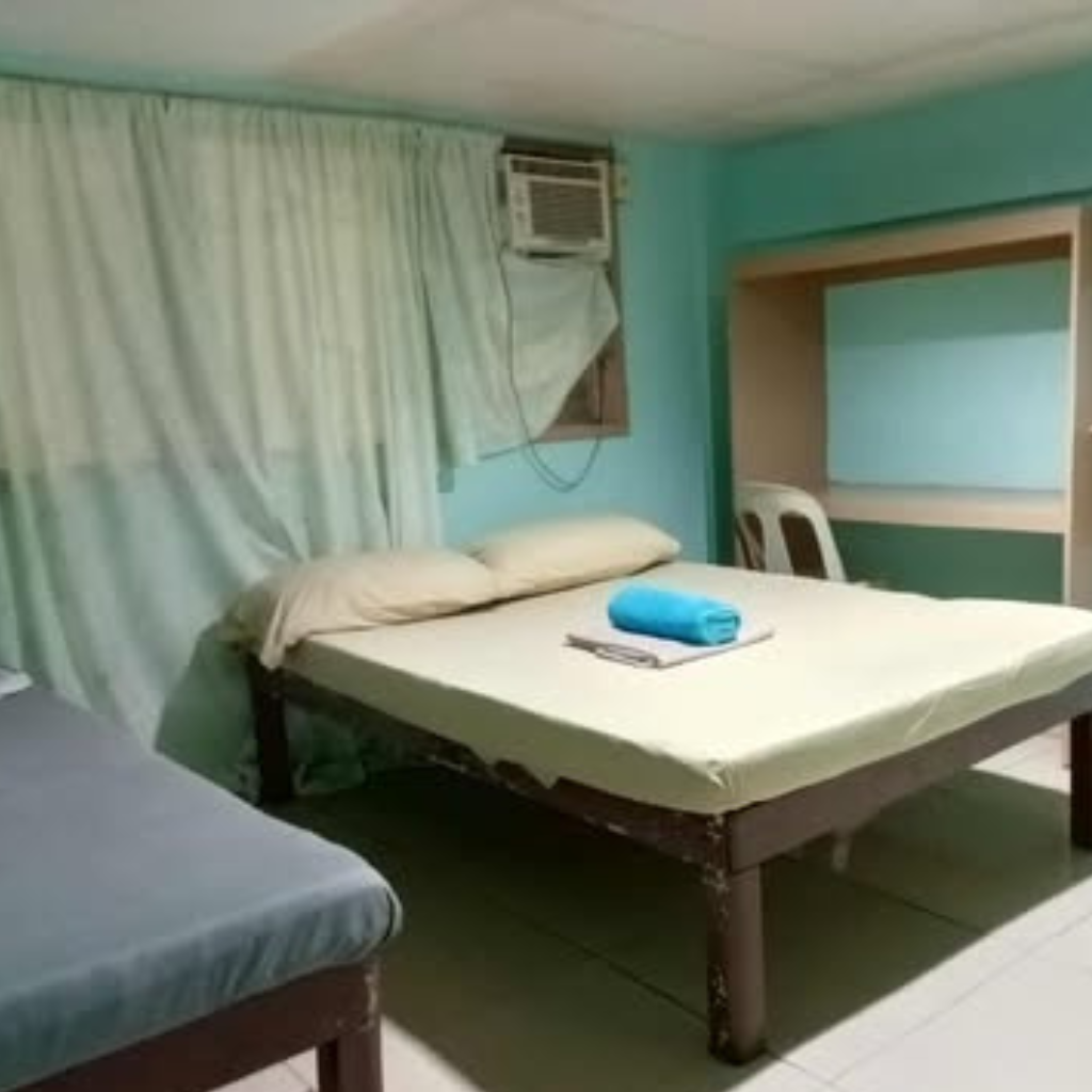 Capitol Park Inn reception