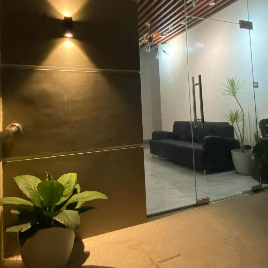 Uptown Pension House lobby