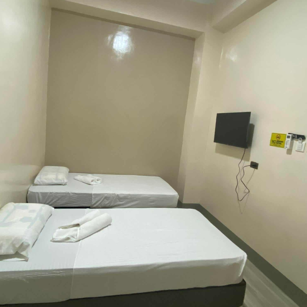 Uptown Pension House reception